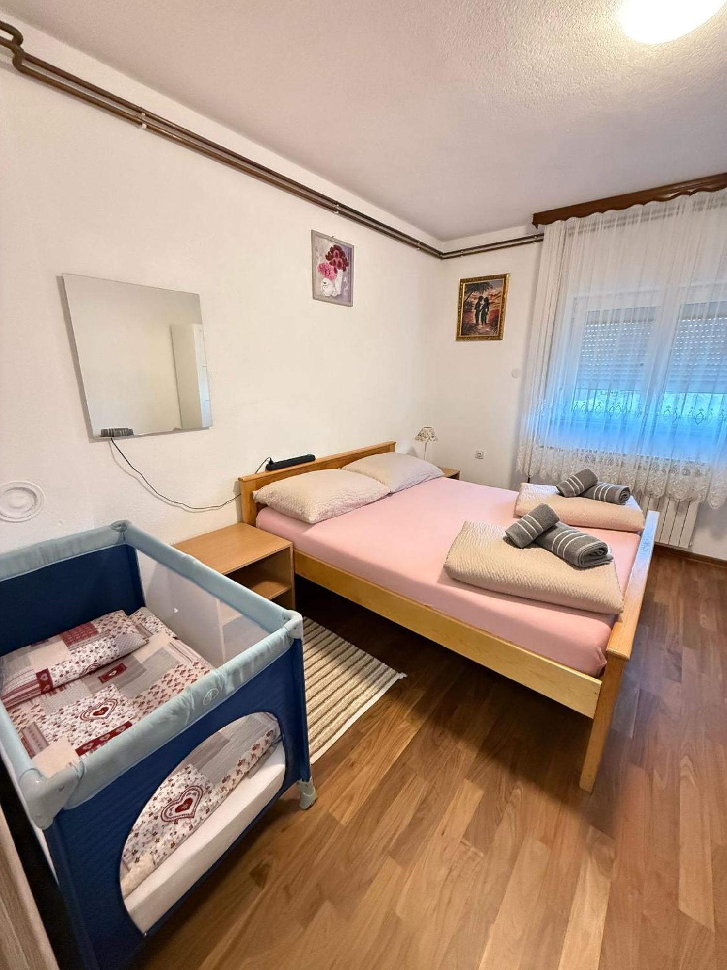 Apartments Marija Vrelo Koreničko Exteriör bild